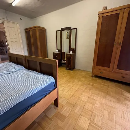 Zamek Hostalkovy