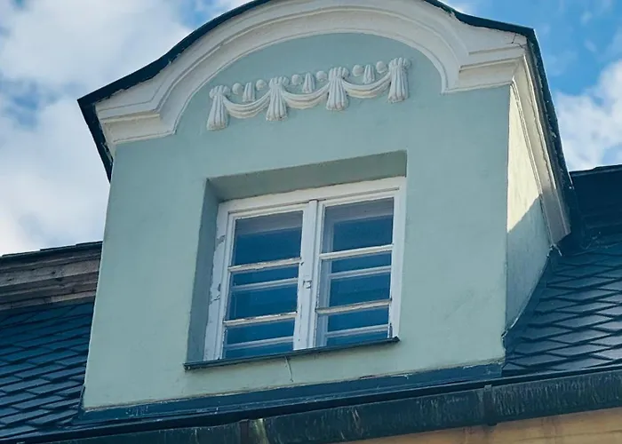 Zamek Hotel *